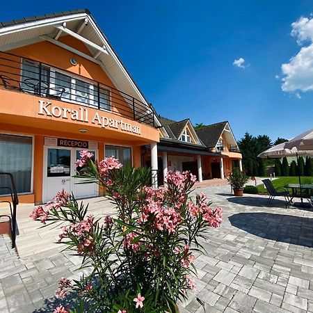 Korall Apartman Balatonfuzfo Exterior photo