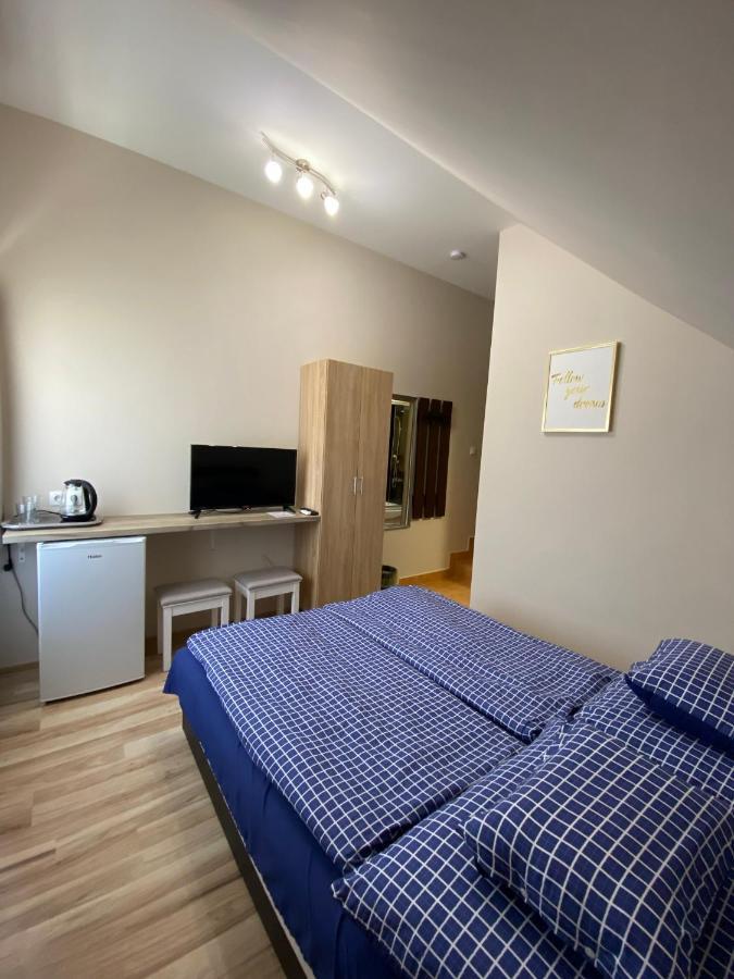Korall Apartman Balatonfuzfo Exterior photo
