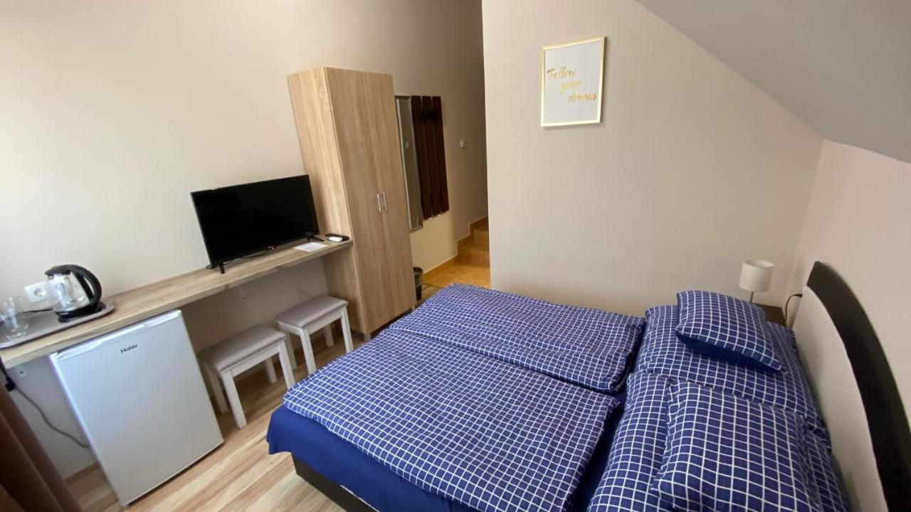 Korall Apartman Balatonfuzfo Exterior photo