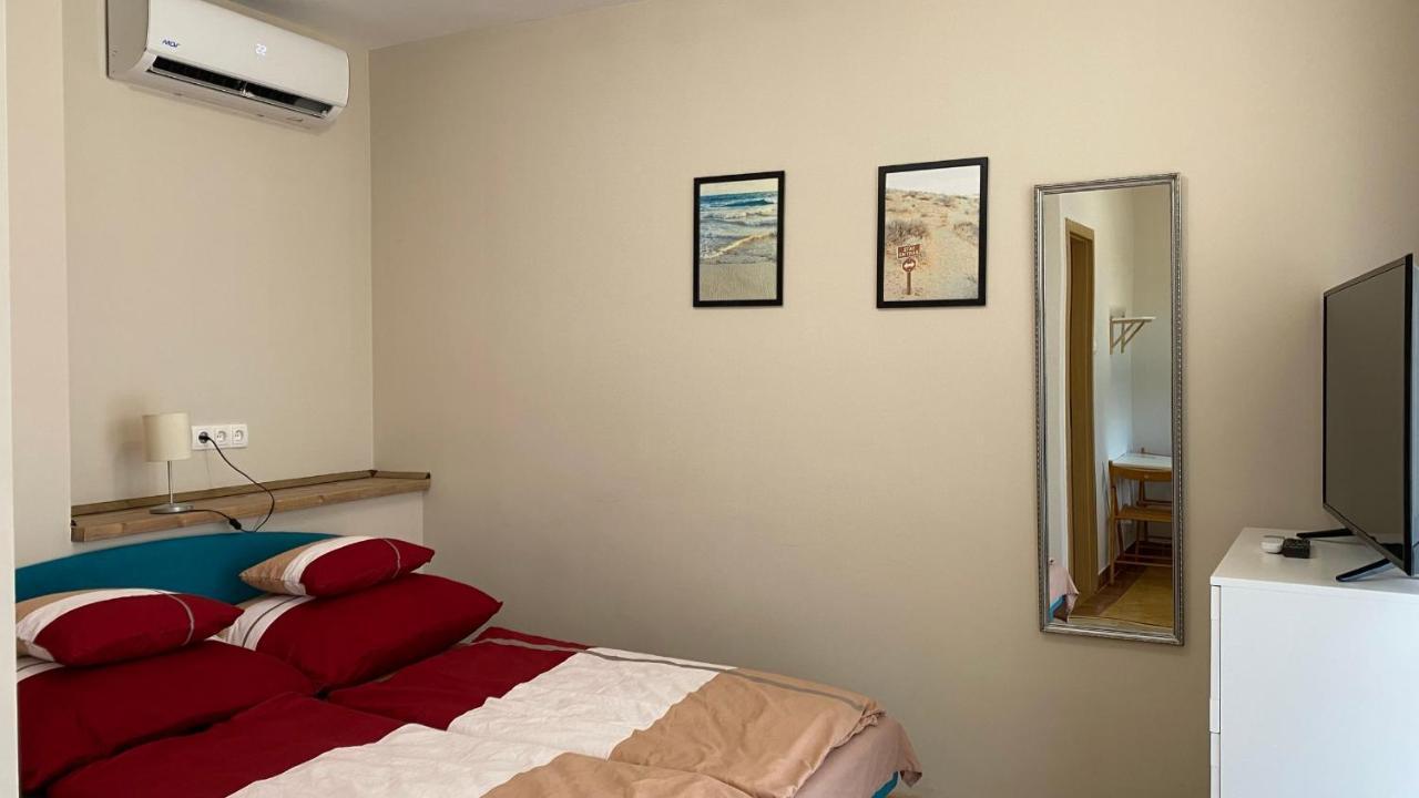 Korall Apartman Balatonfuzfo Exterior photo