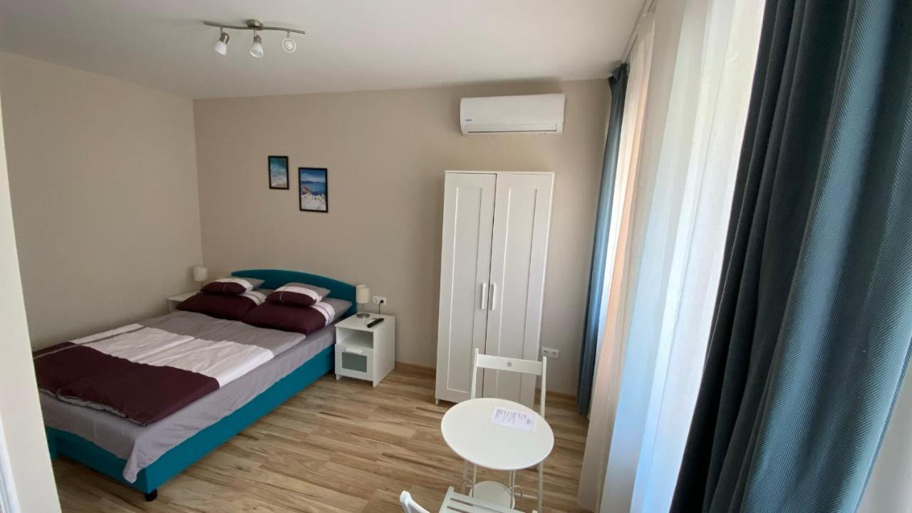 Korall Apartman Balatonfuzfo Exterior photo