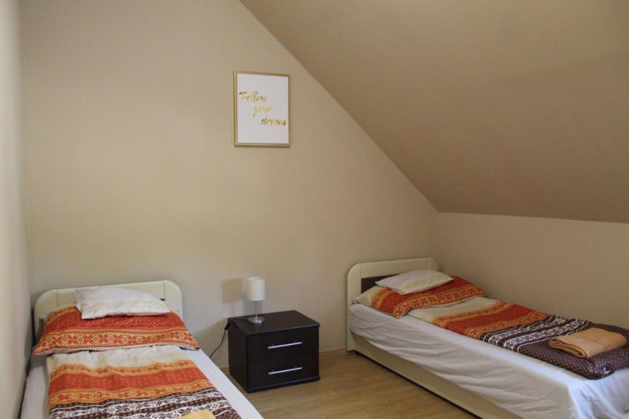 Korall Apartman Balatonfuzfo Exterior photo