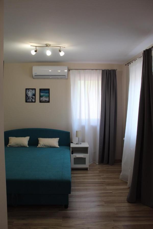 Korall Apartman Balatonfuzfo Exterior photo